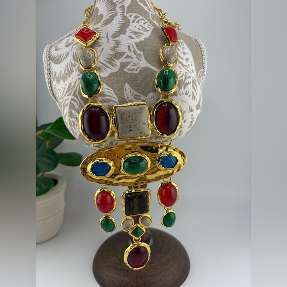 Vintage Statement Necklace – Multicolor Gemstone Design ✨ - Picture 6 of 11